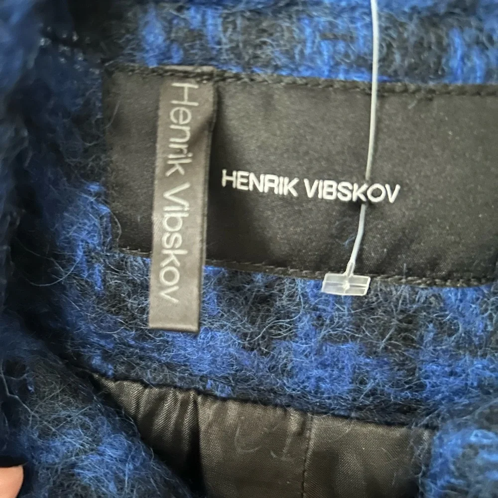 Henrik Vibskov Royal Blue and Black Checkered Cape Sz M - Picture 2 of 3
